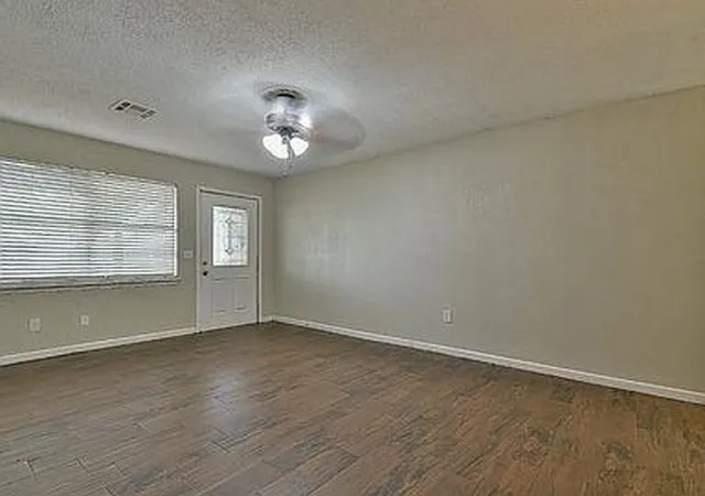 Photo 3 of Single family home for sale at 3208 S Rankin St, Edmond, OK 73013 | MLS# 1236016 | Listing updated on 2026-09-04
