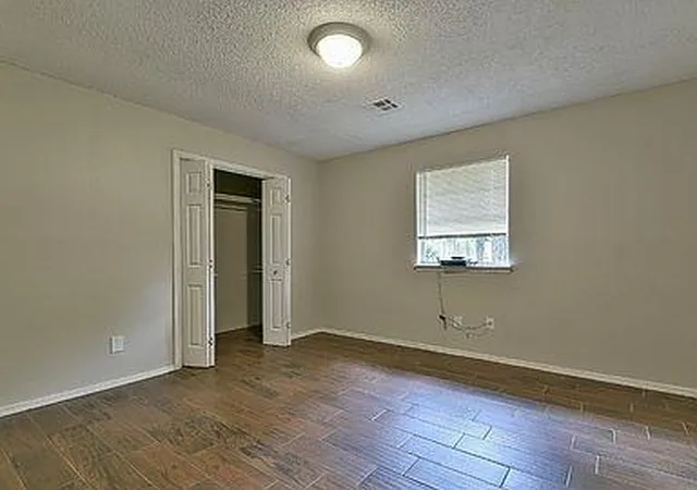 Photo 3 of Single family home for sale at 3208 S Rankin St, Edmond, OK 73013 | MLS# 1236016 | Listing updated on 2026-09-04