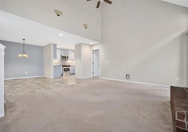 5th image of 121 S Creekdale Dr, Norman, OK 73072 | MLS# 1236042