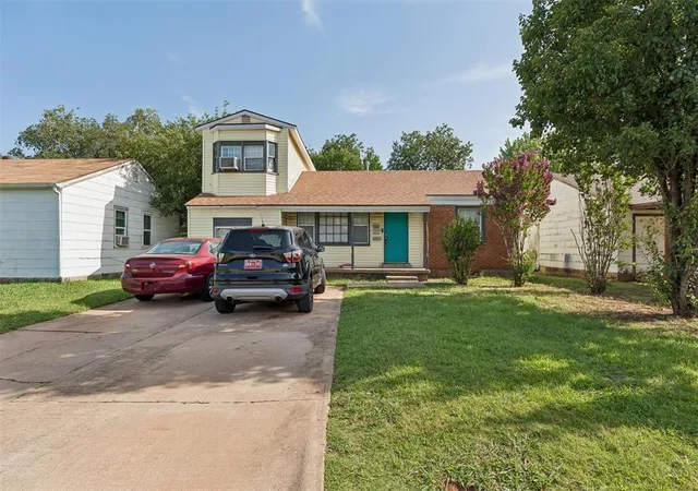 Homes for sale in Del City, OK | 4021 Se 24Th St, Del City, OK 73115 | MLS# 1236044