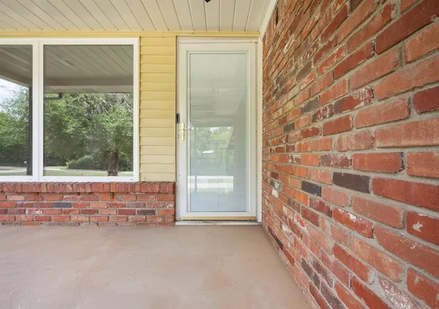 Photo 2 of Sale Pending at 5613 Ne Grand Blvd, Oklahoma City, OK 73111 | MLS# 1236052 | Listing updated on 2026-08-22