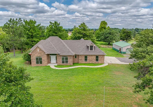 Homes for sale in Harrah, OK | 19861 Ne 10th St, Harrah, OK 73045 | MLS# 1236065