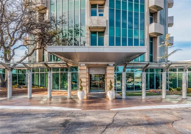 Homes for sale in Oklahoma City, OK | 5900 Mosteller Dr #81, Oklahoma City, OK 73112 | MLS# 1236086