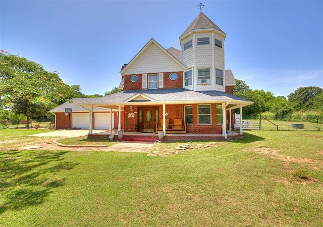 Homes for sale in Davis, OK | 10864 E Colbert Rd, Davis, OK 73030 | MLS# 1236097