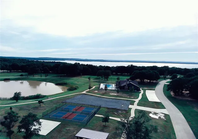 4th image of 21 Patriot Pointe Rd, Eufaula, OK 74432 | MLS# 1236100