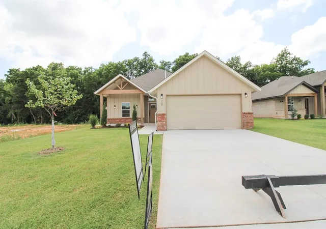 1st image of 130 Mountain Laurel Wy, Noble, OK 73068 | MLS# 1236110