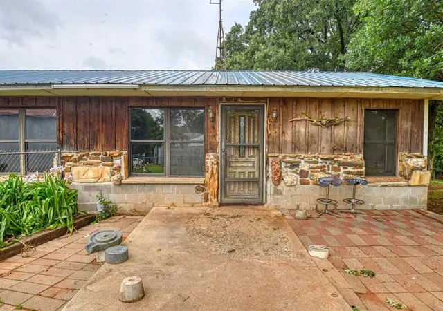 3rd image of 412 Bumgarner Ave, Norman, OK 73026 | MLS# 1236124