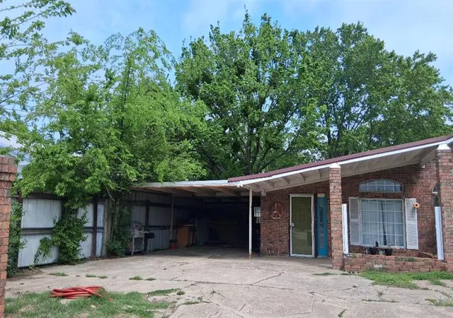 Homes for sale in Byars, OK | 479 E Ripley St, Byars, OK 74831 | MLS# 1236127