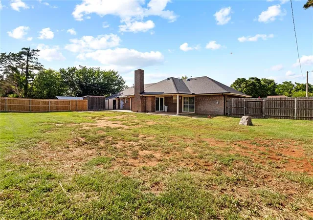 Homes for sale in Weatherford, OK | 1450 Pine St, Weatherford, OK 73096 | MLS# 1236143