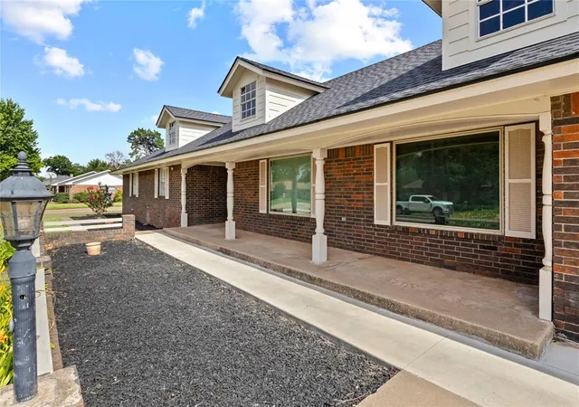 Homes for sale in Weatherford, OK | 1450 Pine St, Weatherford, OK 73096 | MLS# 1236143