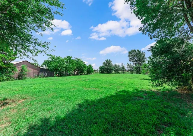 2nd image of 1803 S Shepard Ave, El Reno, OK 73036 | MLS# 1236147