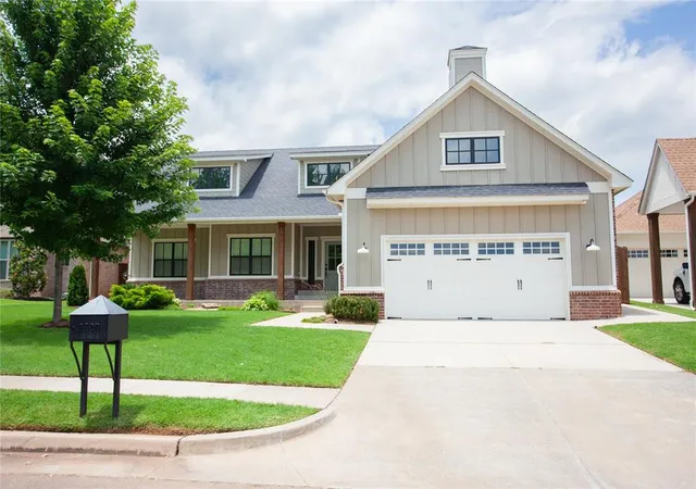 Photo 1 of Single family home for sale at 2809 Tandem Bike Trl, Edmond, OK 73034 | MLS# 1236153 | Listing updated on 2026-09-15