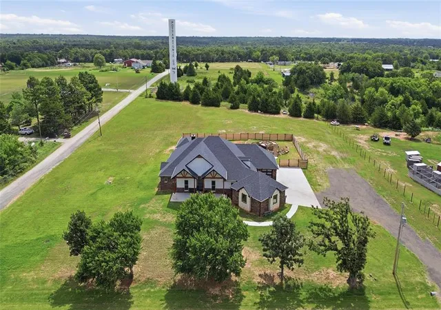 Homes for sale in Mc Loud, OK | 19213 W Walker Rd, Mc Loud, OK 74851 | MLS# 1236170