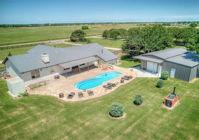Photo 4 of Single family home for sale at 2701 60th Northwest Ave, Norman, OK 73072 | MLS# 1236184 | Listing updated on 2026-08-11