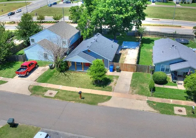 22nd image of 227 W Hayes St, Norman, OK 73069 | MLS# 1236185
