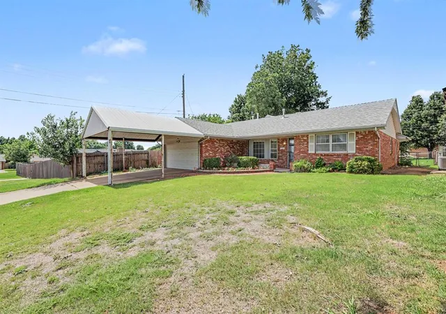 Photo 2 of Sale Pending at 721 Brightside St, Oklahoma City, OK 73110 | MLS# 1236188 | Listing updated on 2026-08-06