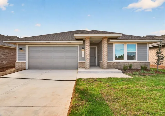 Single family home for sale at 1909 Sage Valley Ter, Yukon, OK 73099 | MLS# 1236194