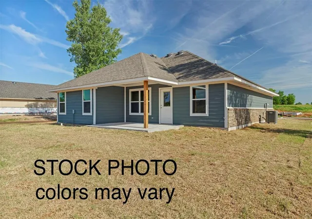 Homes for sale in Yukon, OK | 1905 Sage Valley Ter, Yukon, OK 73099 | MLS# 1236197