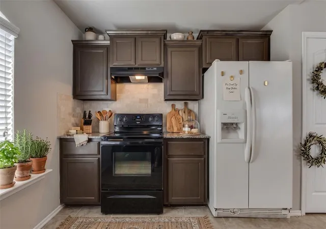 Photo 3 of Single family home for sale at 2921 Nw 181st Street, Edmond, OK 73012 | MLS# 1236210 | Listing updated on 2026-10-07