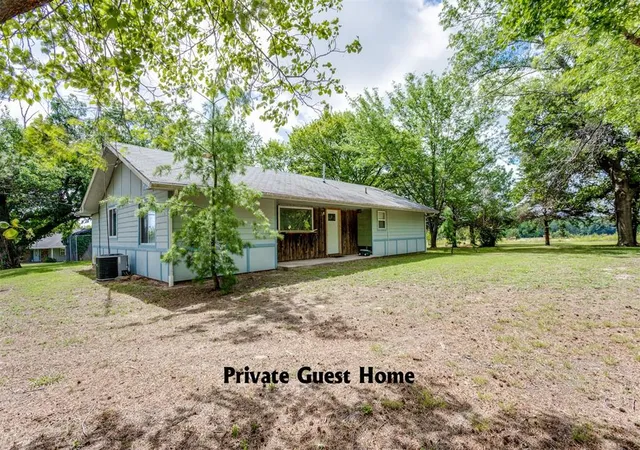 Homes for sale in Prague, OK | 10447 Ns 3550 Rd, Prague, OK 74864 | MLS# 1236219