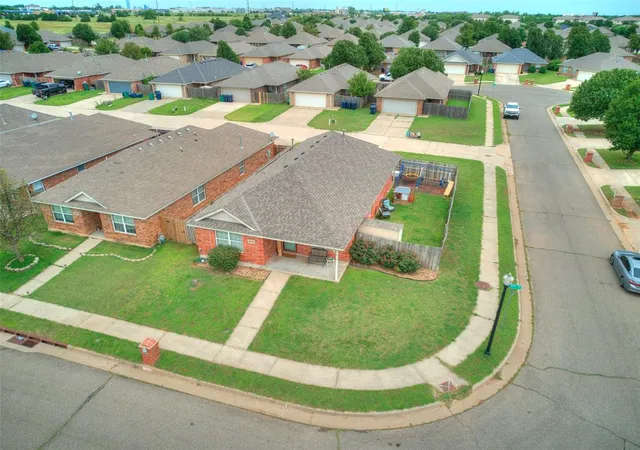 Photo 4 of Single family home for sale at 4533 SE 81st Street, Oklahoma City, OK 73135 | MLS# 1236241 | Listing updated on 2026-08-28