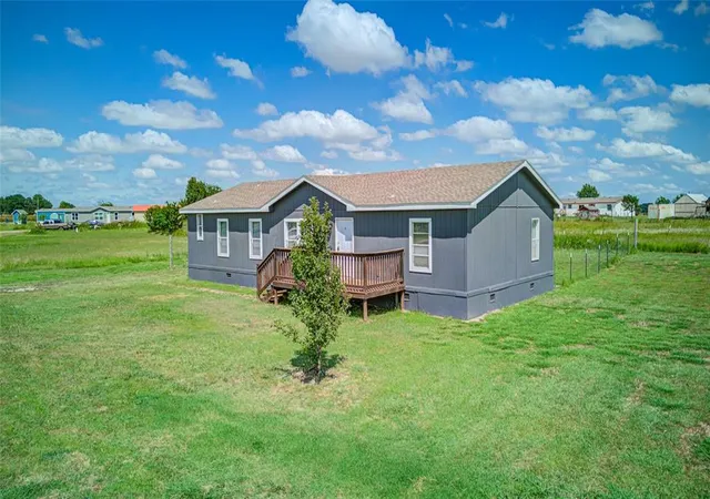 2nd image of 16490 Sunridge Dr, Yukon, OK 73099 | MLS# 1236252