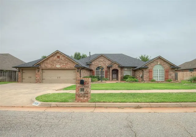 Photo 1 of Sale Pending at 11508 Randwick Dr, Oklahoma City, OK 73162 | MLS# 1236258 | Listing updated on 2026-08-19