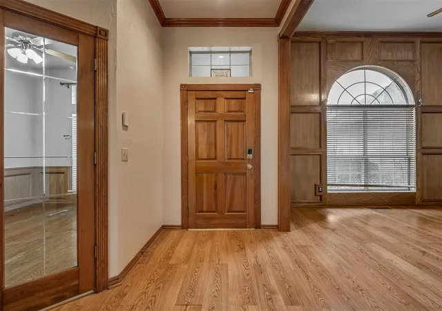 Photo 3 of Sale Pending at 11508 Randwick Dr, Oklahoma City, OK 73162 | MLS# 1236258 | Listing updated on 2026-08-19