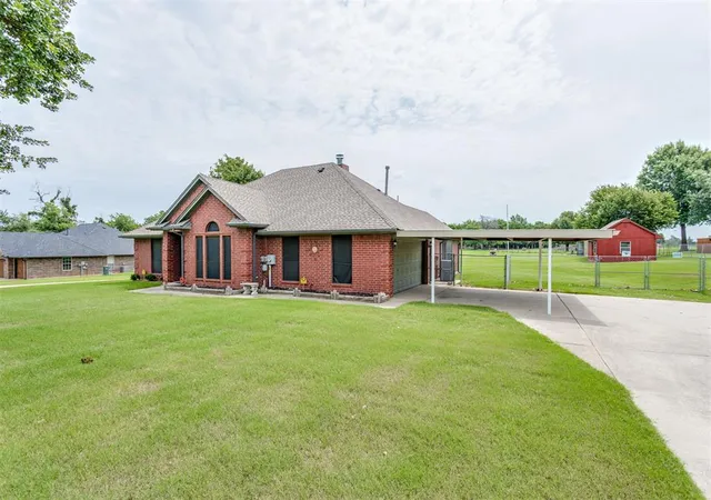 Photo 2 of Single family home for sale at 580 S Texas Ave, Oklahoma City, OK 73130 | MLS# 1236264 | Listing updated on 2026-07-28