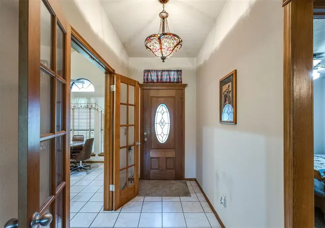 Photo 4 of Single family home for sale at 580 S Texas Ave, Oklahoma City, OK 73130 | MLS# 1236264 | Listing updated on 2026-07-28