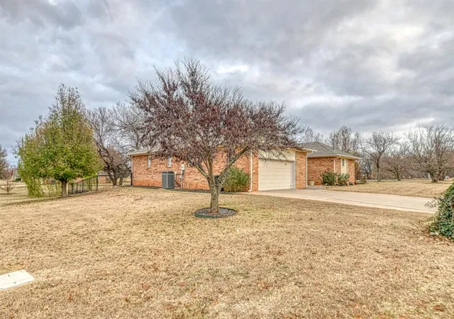 3rd image of 2293 County St 2814, Chickasha, OK 73018 | MLS# 1236267