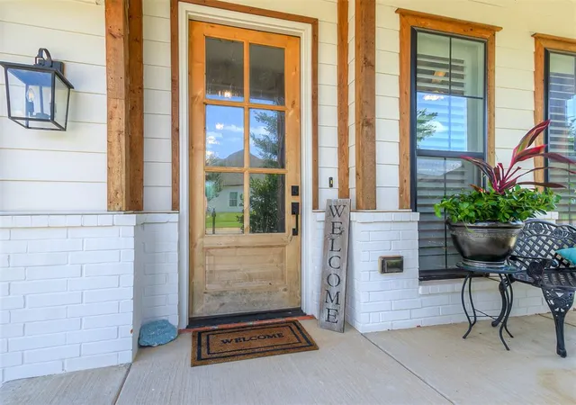 Photo 3 of Single family home for sale at 1524 Sw 163rd Street, Oklahoma City, OK 73170 | MLS# 1236279 | Listing updated on 2026-08-11