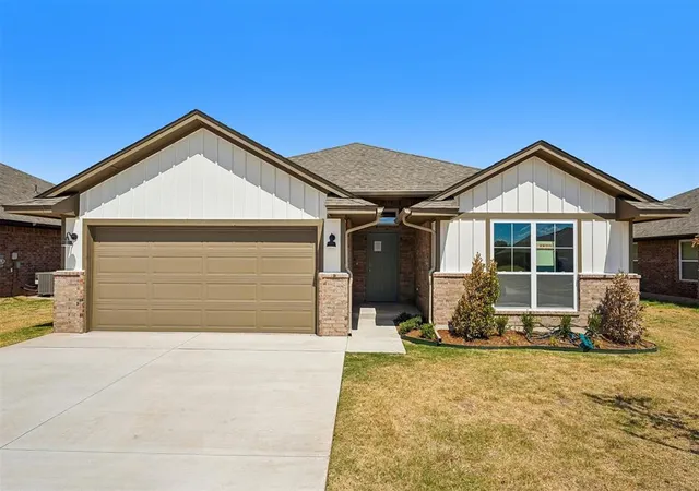 Photo 1 of Single family home for sale at 1031 Se 16th Terrace, Newcastle, OK 73065 | MLS# 1236287 | Listing updated on 2026-09-22