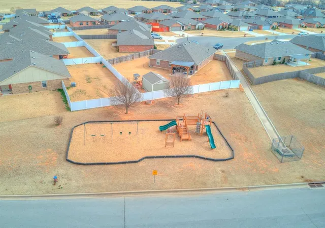 5th image of 1031 Se 16Th Ter, Newcastle, OK 73065 | MLS# 1236287