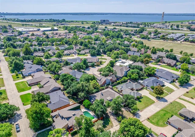 Photo 29 of Single family home for sale at 3328 Willow Brk Rd, Oklahoma City, OK 73120 | MLS# 1236302 | Listing updated on 2026-08-31