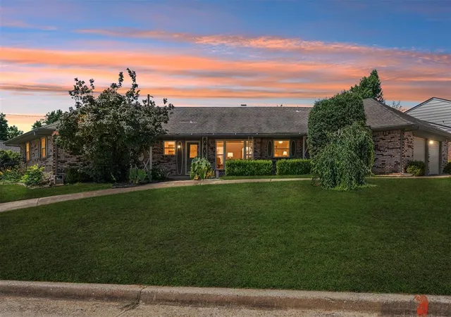 2nd image of 4700 Nw 30th St, Oklahoma City, OK 73122 | MLS# 1236315