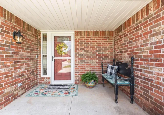 Photo 3 of Sale Pending at 2232 Whispering Pine Blvd, Shawnee, OK 74804 | MLS# 1236341 | Listing updated on 2026-08-30