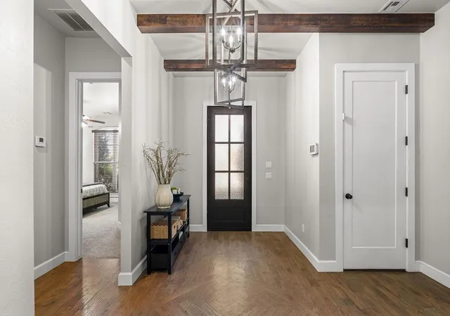 Photo 4 of Single family home for sale at 5308 Gateway Brg Ct, Edmond, OK 73034 | MLS# 1236344 | Listing updated on 2026-10-15