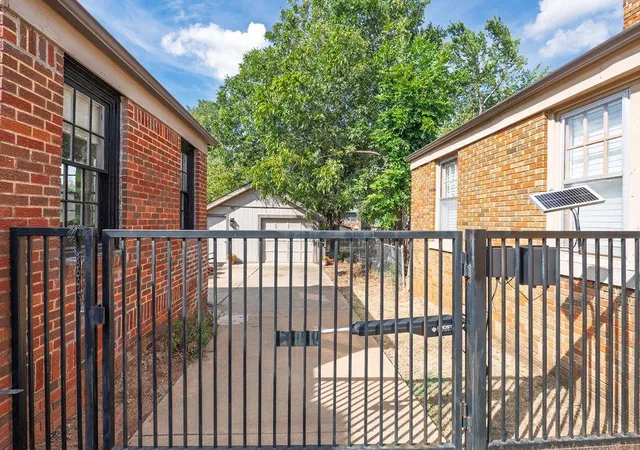 Photo 3 of Single family home for sale at 2125 Nw 26th Street, Oklahoma City, OK 73107 | MLS# 1236345 | Listing updated on 2026-10-07
