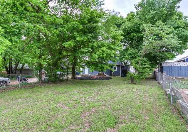 29th image of 1218 W Noble Ave, Guthrie, OK 73044 | MLS# 1236347