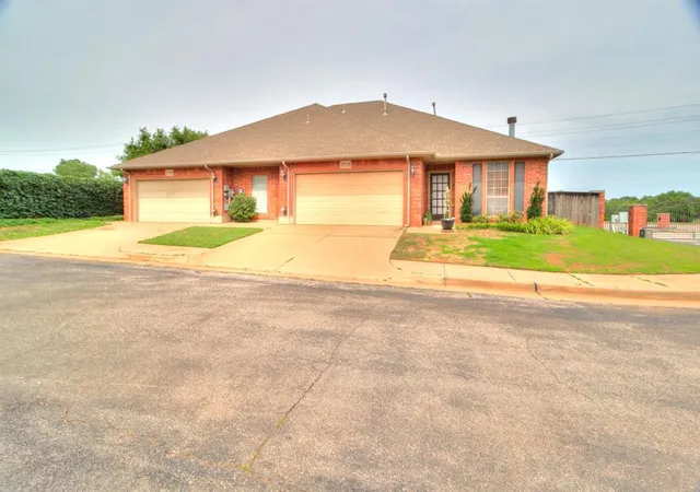 1st image of 17119 Cedar Dr, Edmond, OK 73012 | MLS# 1236349