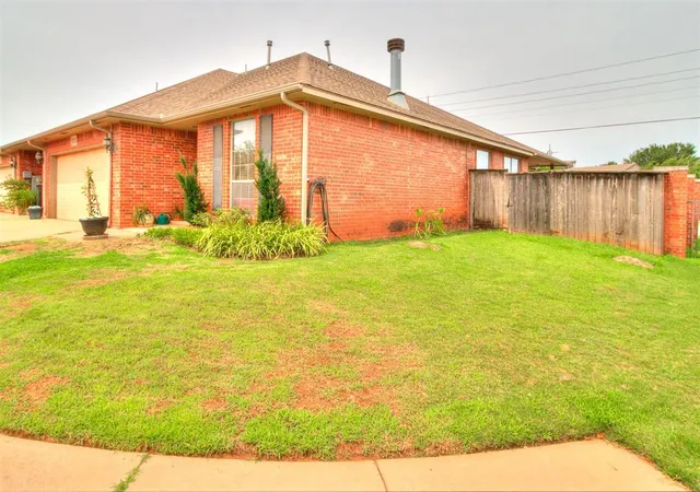 Photo 3 of Multi family home for sale at 17119 Cedar Dr, Edmond, OK 73012 | MLS# 1236349 | Listing updated on 2026-06-26
