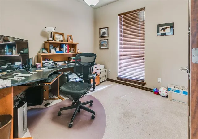 Listing Photo 5 - Condo for sale in building located at 17119 Cedar Dr, Edmond, OK 73012