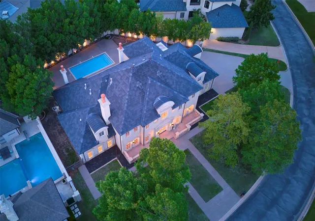 3rd image of 5709 Mistletoe Ct, Oklahoma City, OK 73142 | MLS# 1236356