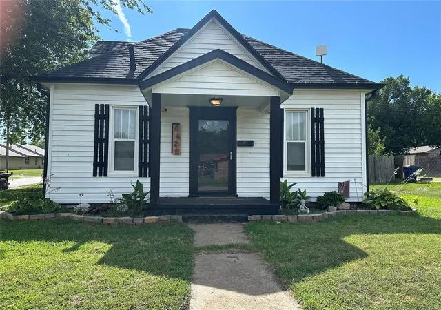 1st image of 1420 S Jensen Ave, El Reno, OK 73036 | MLS# 1236357