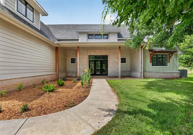 Homes for sale in Cache, OK | 1125 Wildflower Loop, Cache, OK 73527 | MLS# 1236369