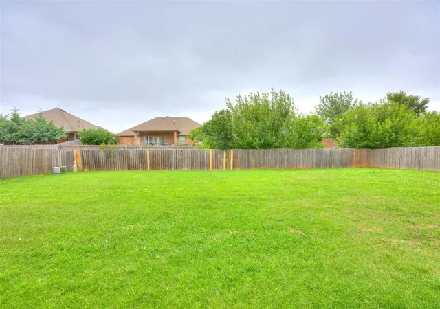 43rd image of 2321 Sw 94th St, Oklahoma City, OK 73159 | MLS# 1236372