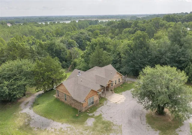 Homes for sale in Newcastle, OK | 4000 N Country Club Rd, Newcastle, OK 73065 | MLS# 1236405