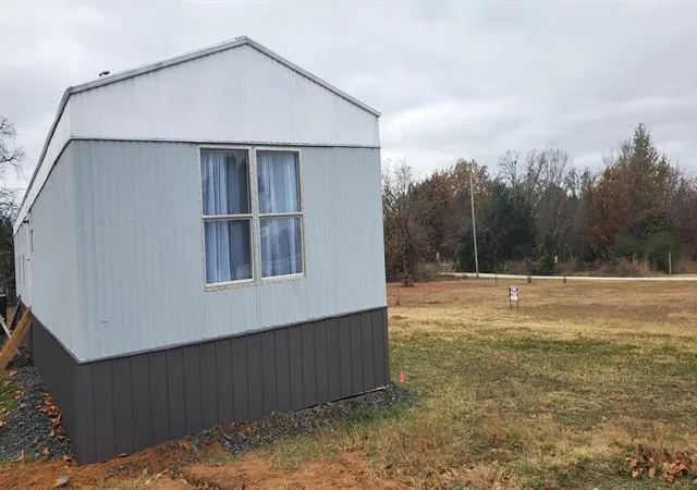 Homes for sale in Porum, OK | 428628 E 1133 Rd, Porum, OK 74455 | MLS# 1236412