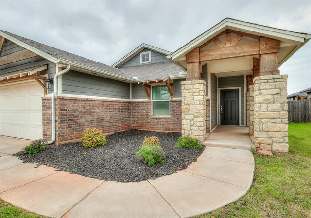 Photo 2 of Sale Pending at 17609 Boling Farm Rd, Edmond, OK 73012 | MLS# 1236427 | Listing updated on 2026-08-17